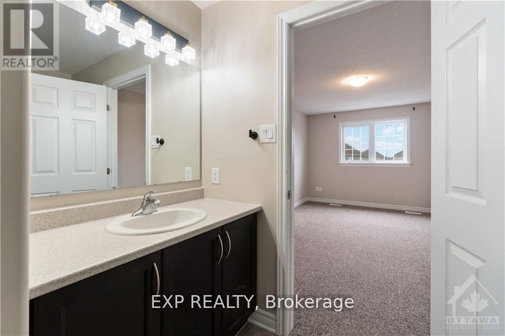 36 Bellwood Drive, Arnprior, Ontario  K7S 0H3 - Photo 16 - X12450082