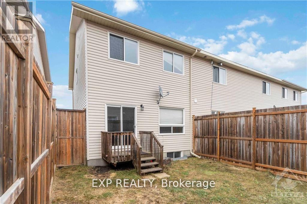 36 Bellwood Drive, Arnprior, Ontario  K7S 0H3 - Photo 21 - X12450082