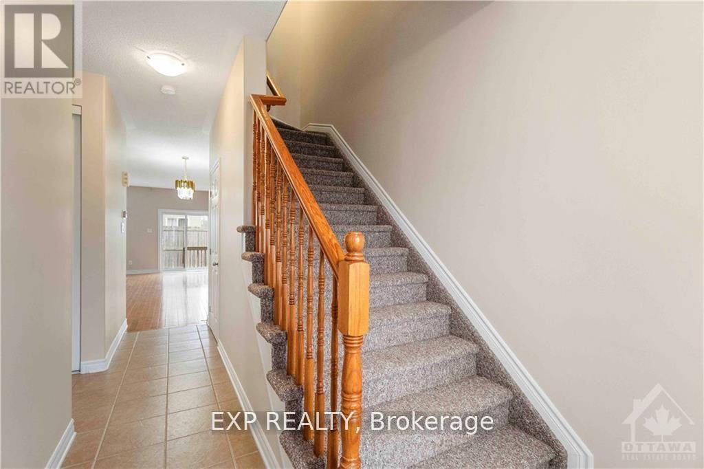 36 Bellwood Drive, Arnprior, Ontario  K7S 0H3 - Photo 3 - X12450082