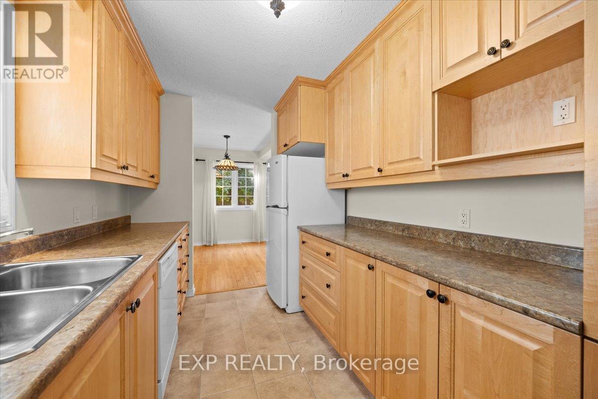 1678 Boisbriand Crescent, Ottawa, Ontario  K1C 4V5 - Photo 13 - X12450098