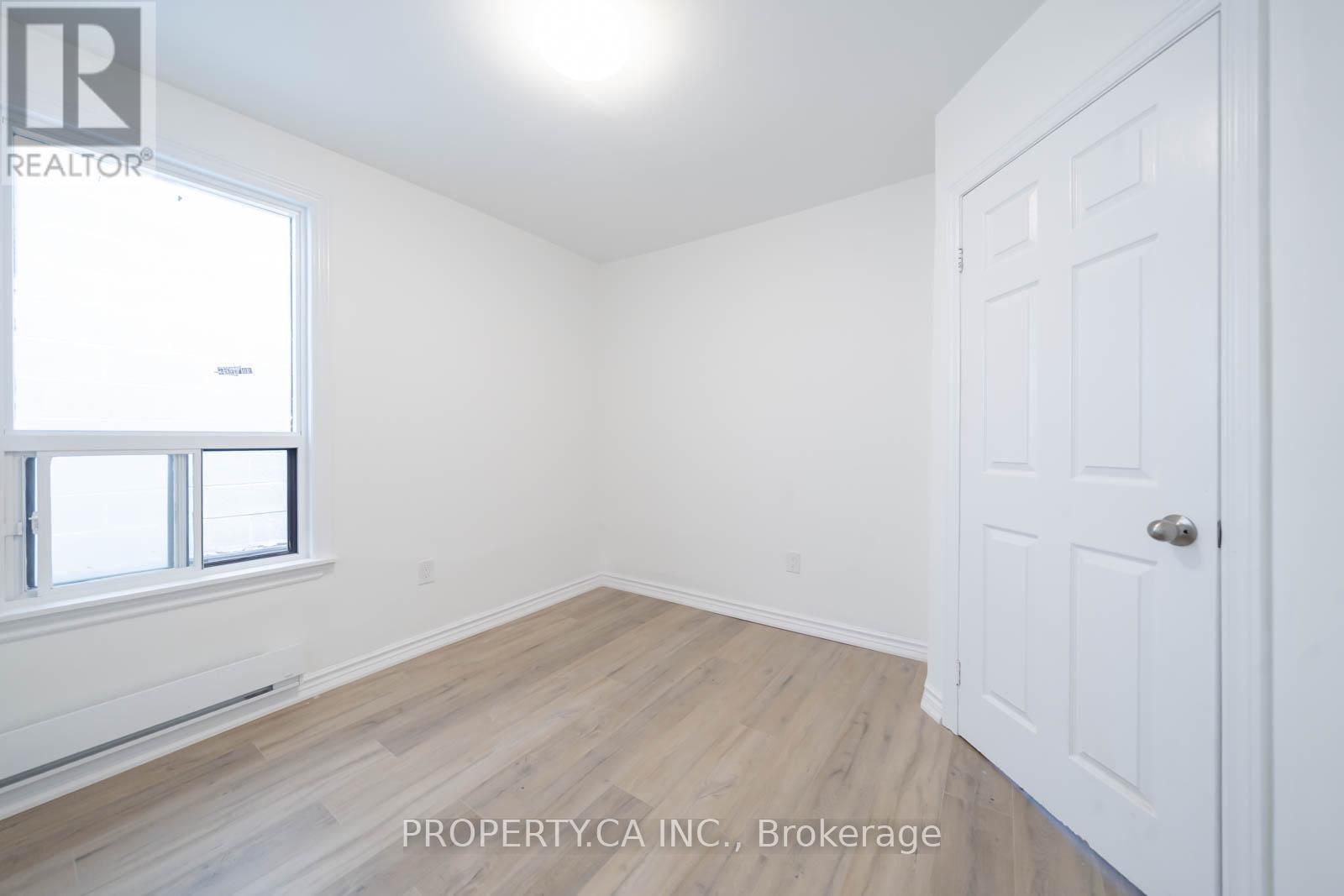 2nd/3rd Flr - 196 Augusta Avenue, Toronto, Ontario  M5T 2L6 - Photo 10 - C12449859