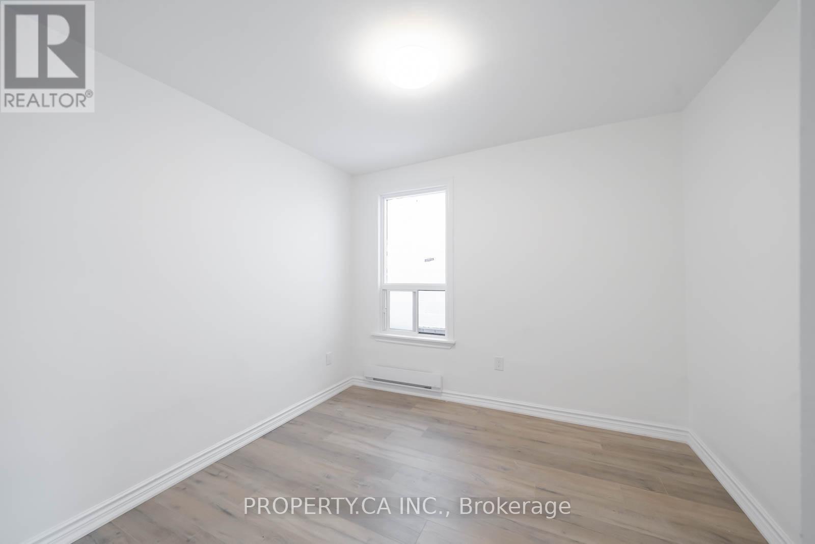2nd/3rd Flr - 196 Augusta Avenue, Toronto, Ontario  M5T 2L6 - Photo 9 - C12449859