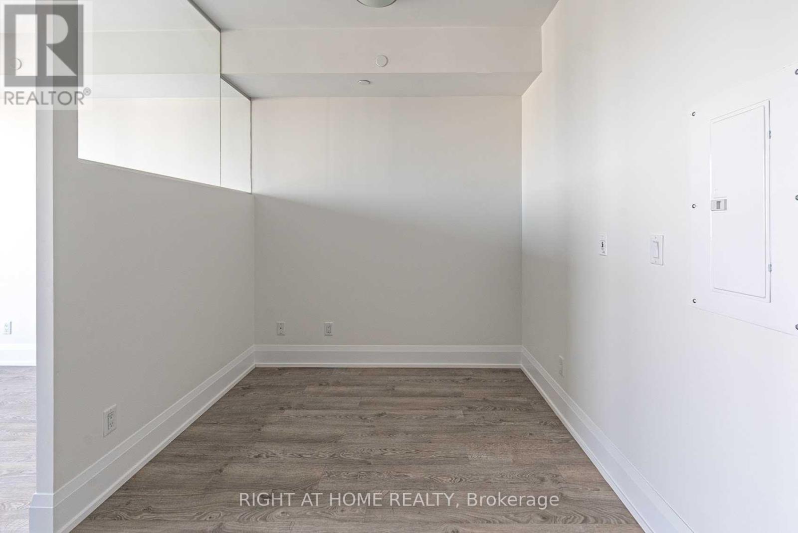 1906 - 101 Erskine Avenue, Toronto, Ontario  M4P 1Y5 - Photo 20 - C12449861