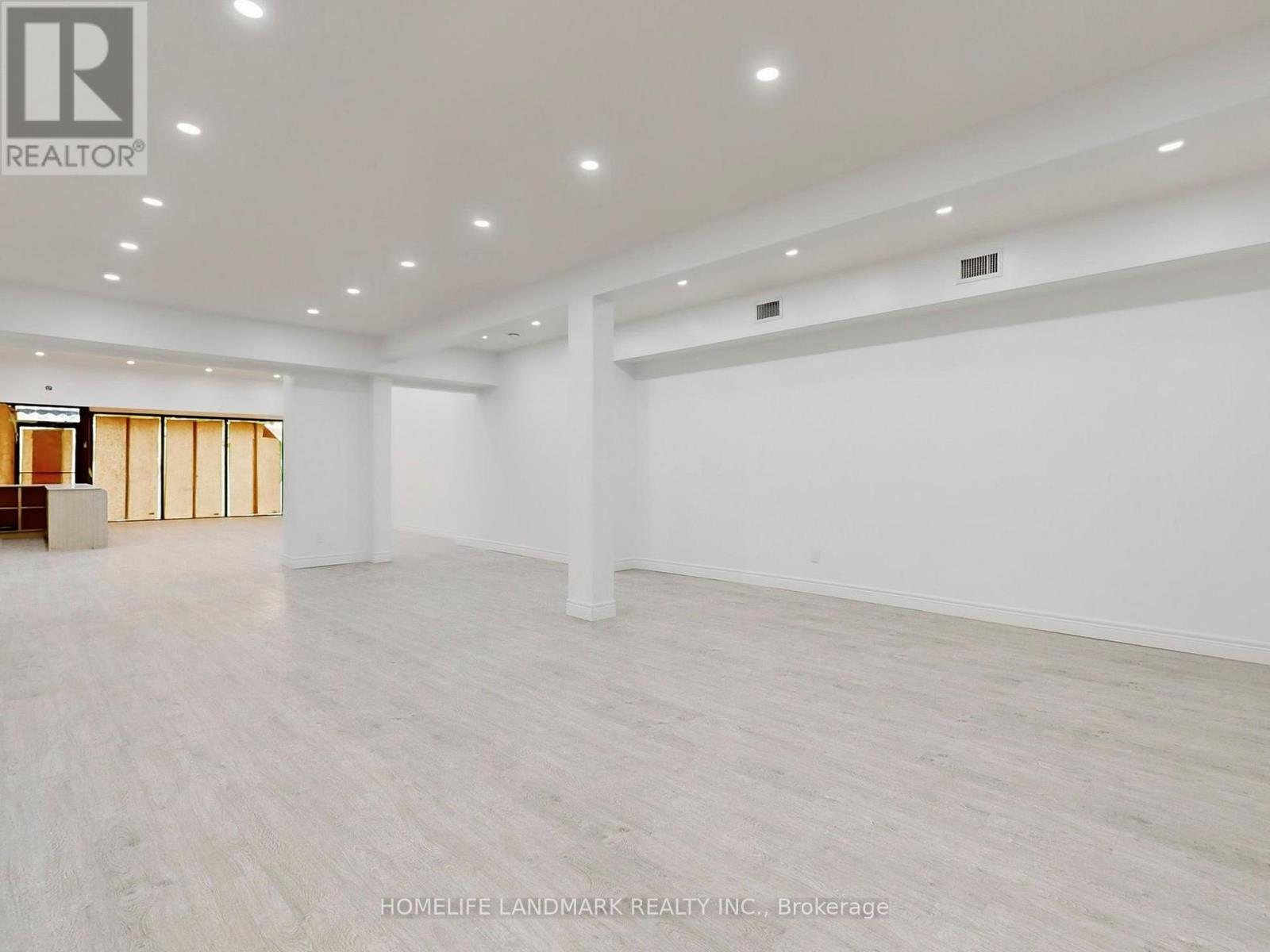 3229 Yonge Street, Toronto, Ontario  M4N 2L3 - Photo 10 - C12449884