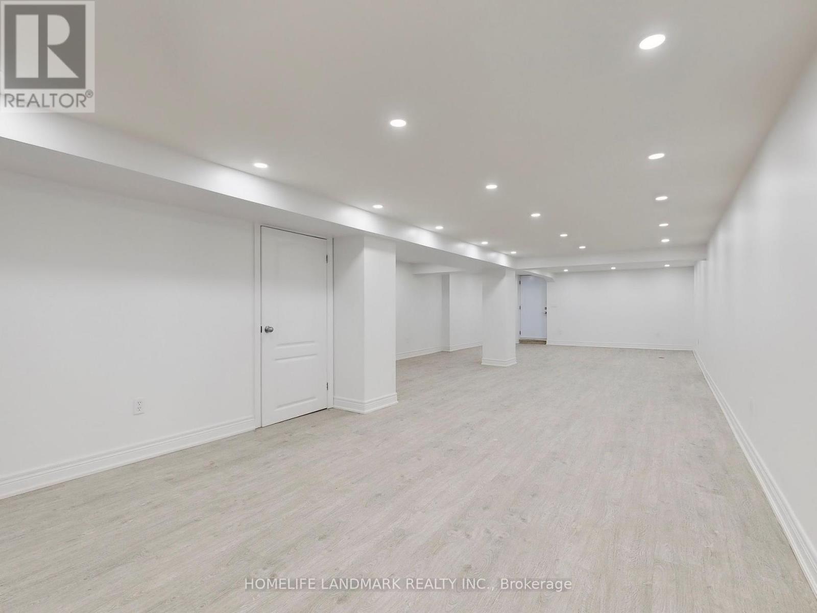 3229 Yonge Street, Toronto, Ontario  M4N 2L3 - Photo 19 - C12449884