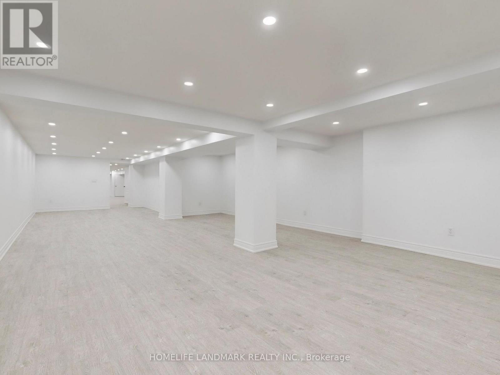 3229 Yonge Street, Toronto, Ontario  M4N 2L3 - Photo 20 - C12449884