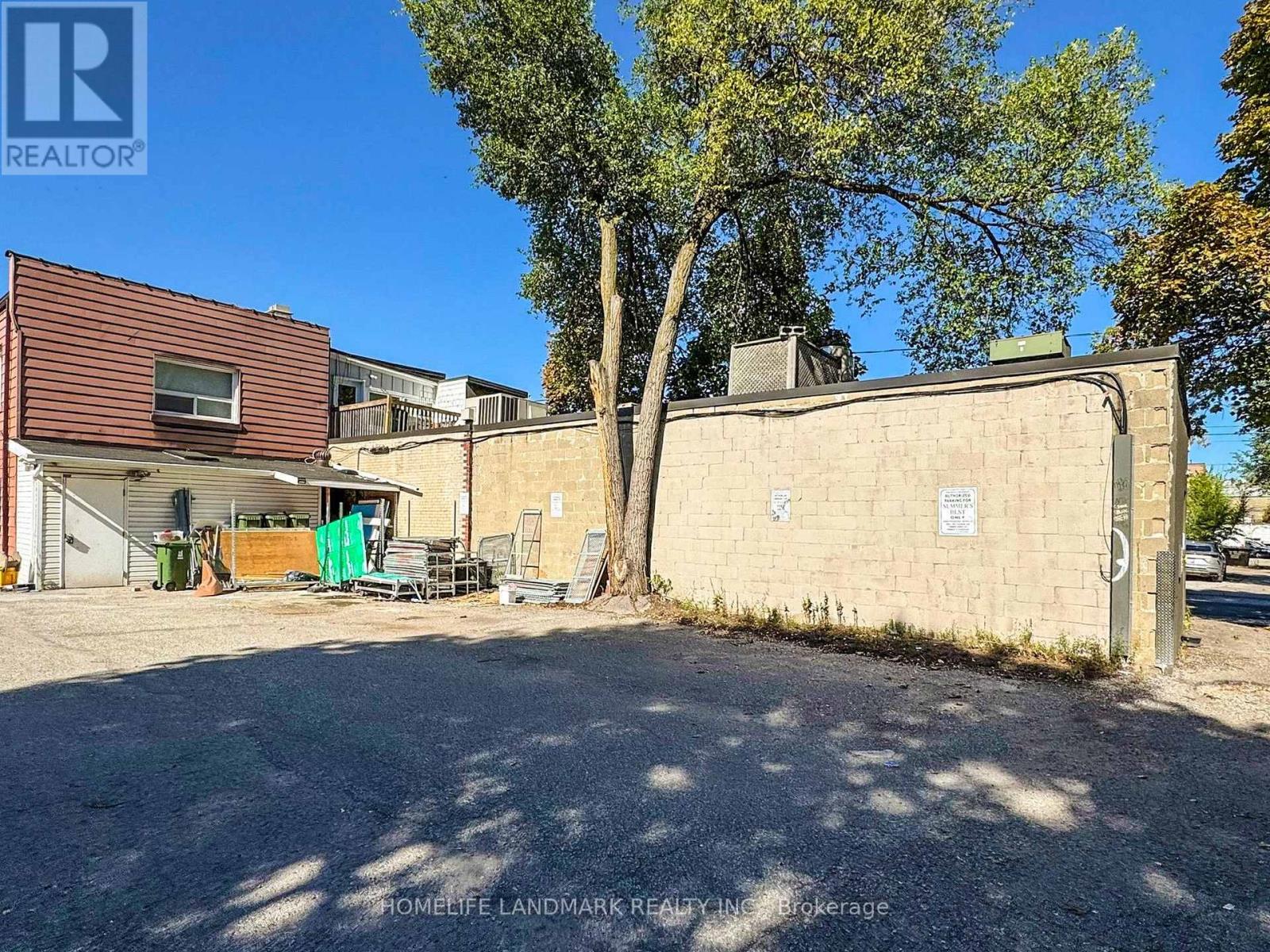 3229 Yonge Street, Toronto, Ontario  M4N 2L3 - Photo 22 - C12449884