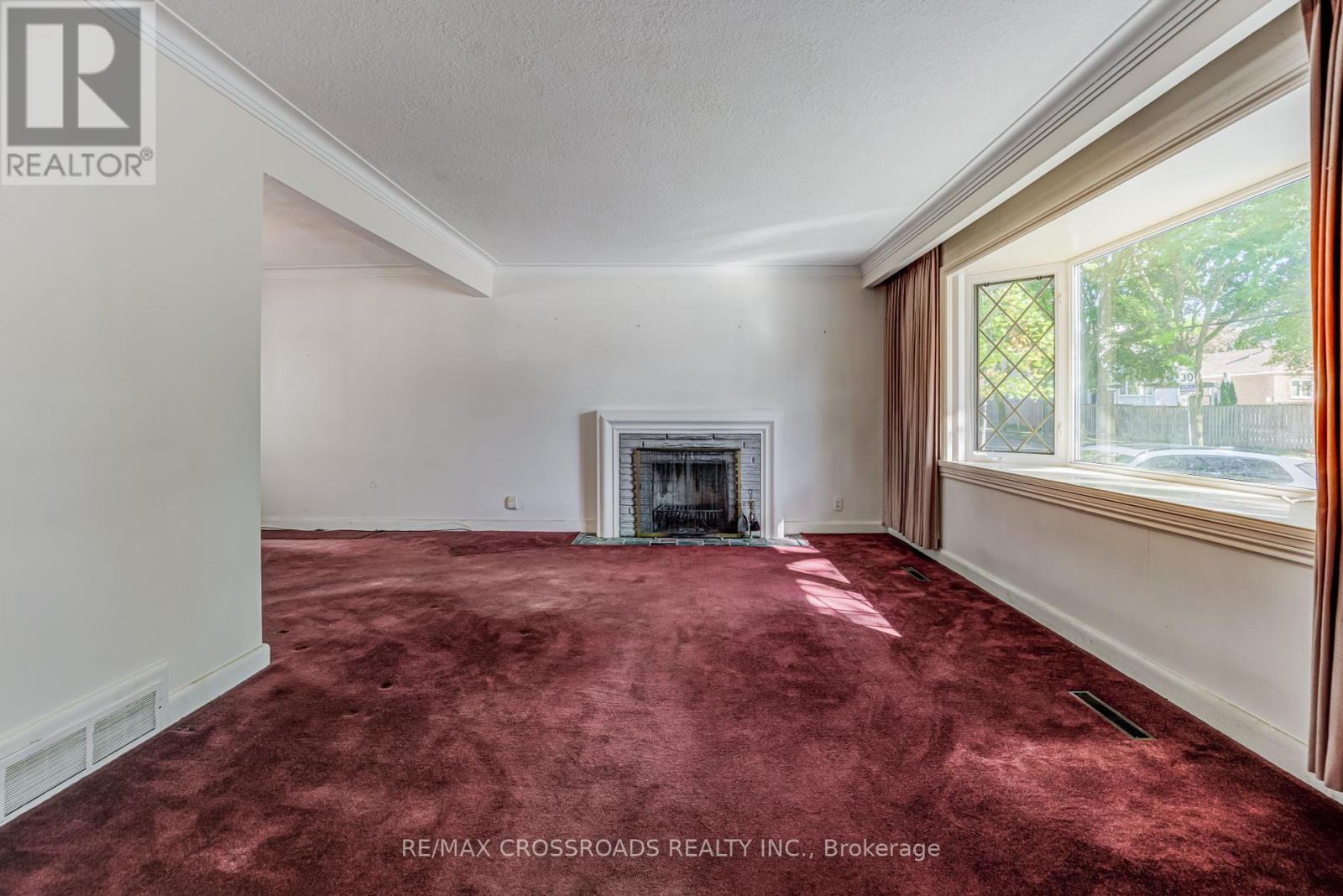 156 Florence Avenue, Toronto, Ontario  M2N 1G4 - Photo 4 - C12449900