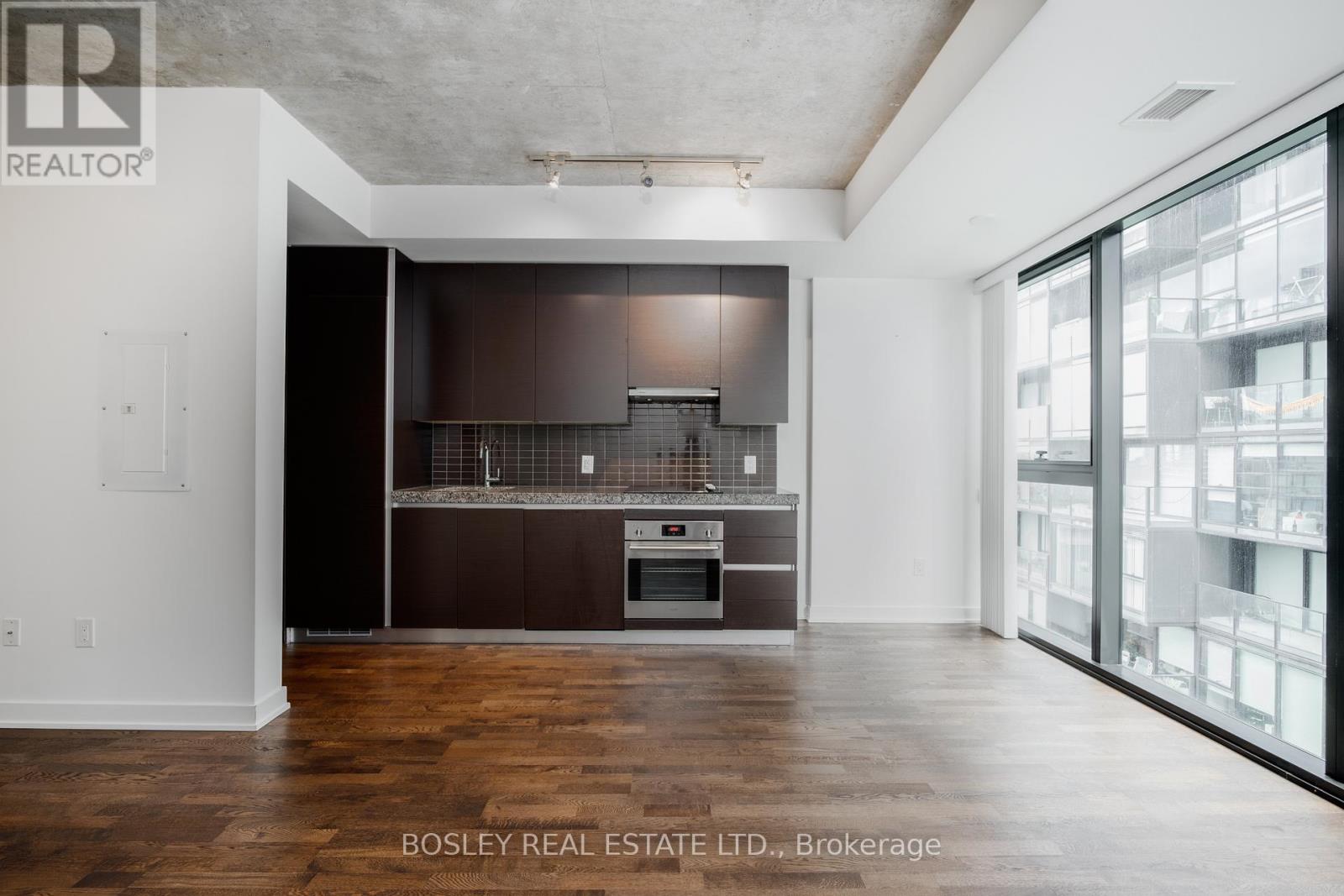 906 - 38 Stewart Street, Toronto, Ontario  M5V 1H6 - Photo 2 - C12449913