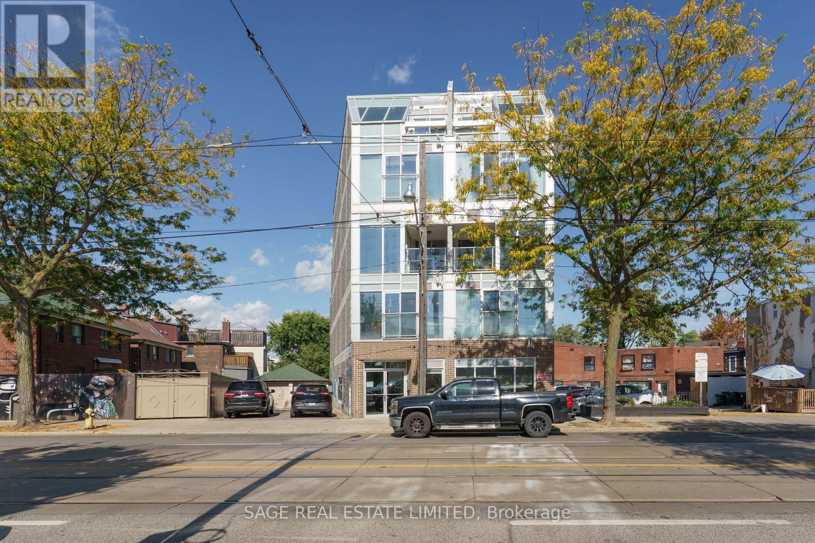 3 - 1636 Dundas Street W, Toronto, Ontario  M6K 1V1 - Photo 2 - C12449918
