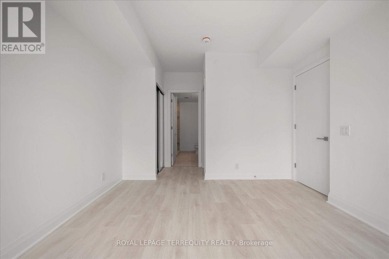 1406 - 33 Frederick Todd Way, Toronto, Ontario  M4G 0C9 - Photo 15 - C12449934