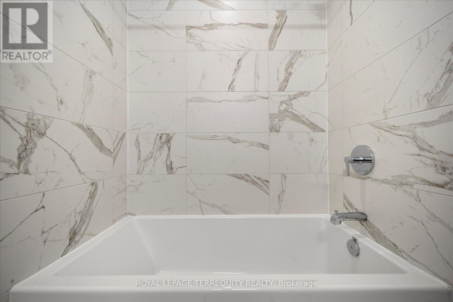 1406 - 33 Frederick Todd Way, Toronto, Ontario  M4G 0C9 - Photo 16 - C12449934