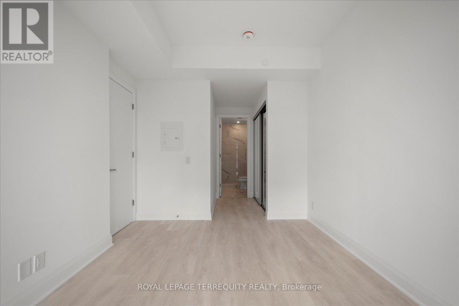 1406 - 33 Frederick Todd Way, Toronto, Ontario  M4G 0C9 - Photo 19 - C12449934