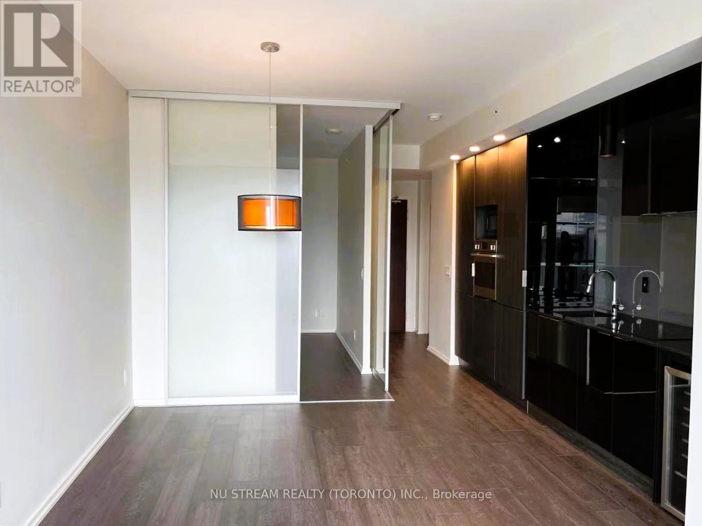 4001 - 70 Temperance Street, Toronto, Ontario  M5H 0B1 - Photo 4 - C12449952