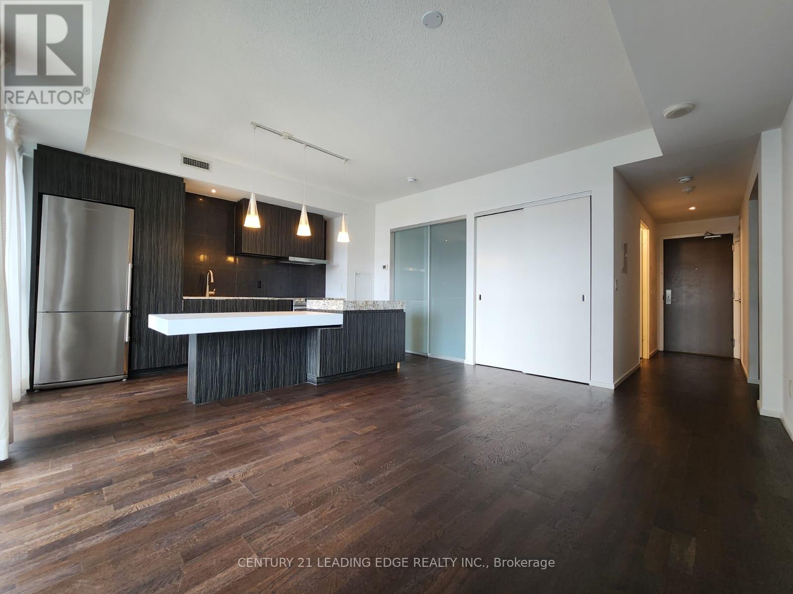1608 - 101 Charles Street E, Toronto, Ontario  M4Y 0A9 - Photo 2 - C12449976