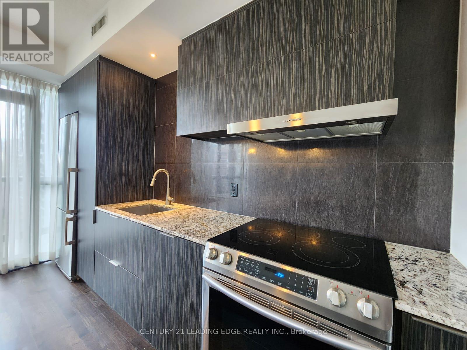 1608 - 101 Charles Street E, Toronto, Ontario  M4Y 0A9 - Photo 4 - C12449976