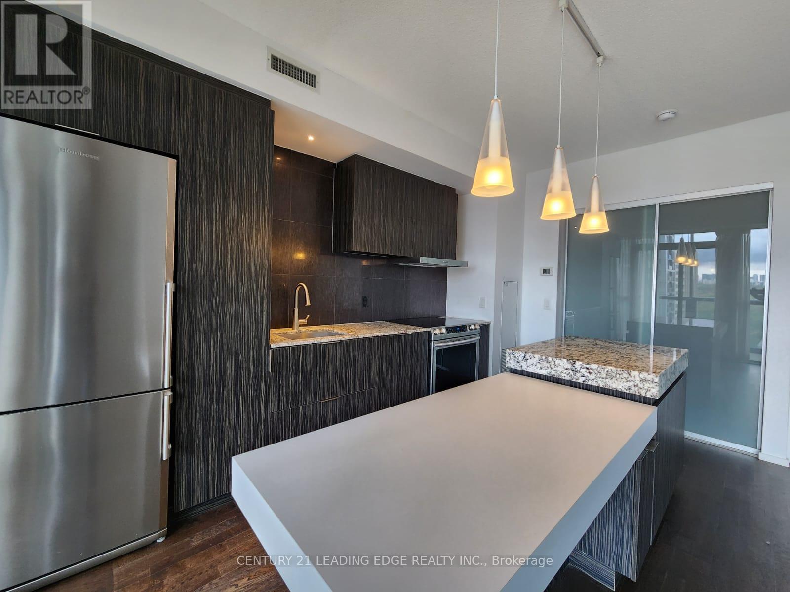 1608 - 101 Charles Street E, Toronto, Ontario  M4Y 0A9 - Photo 5 - C12449976