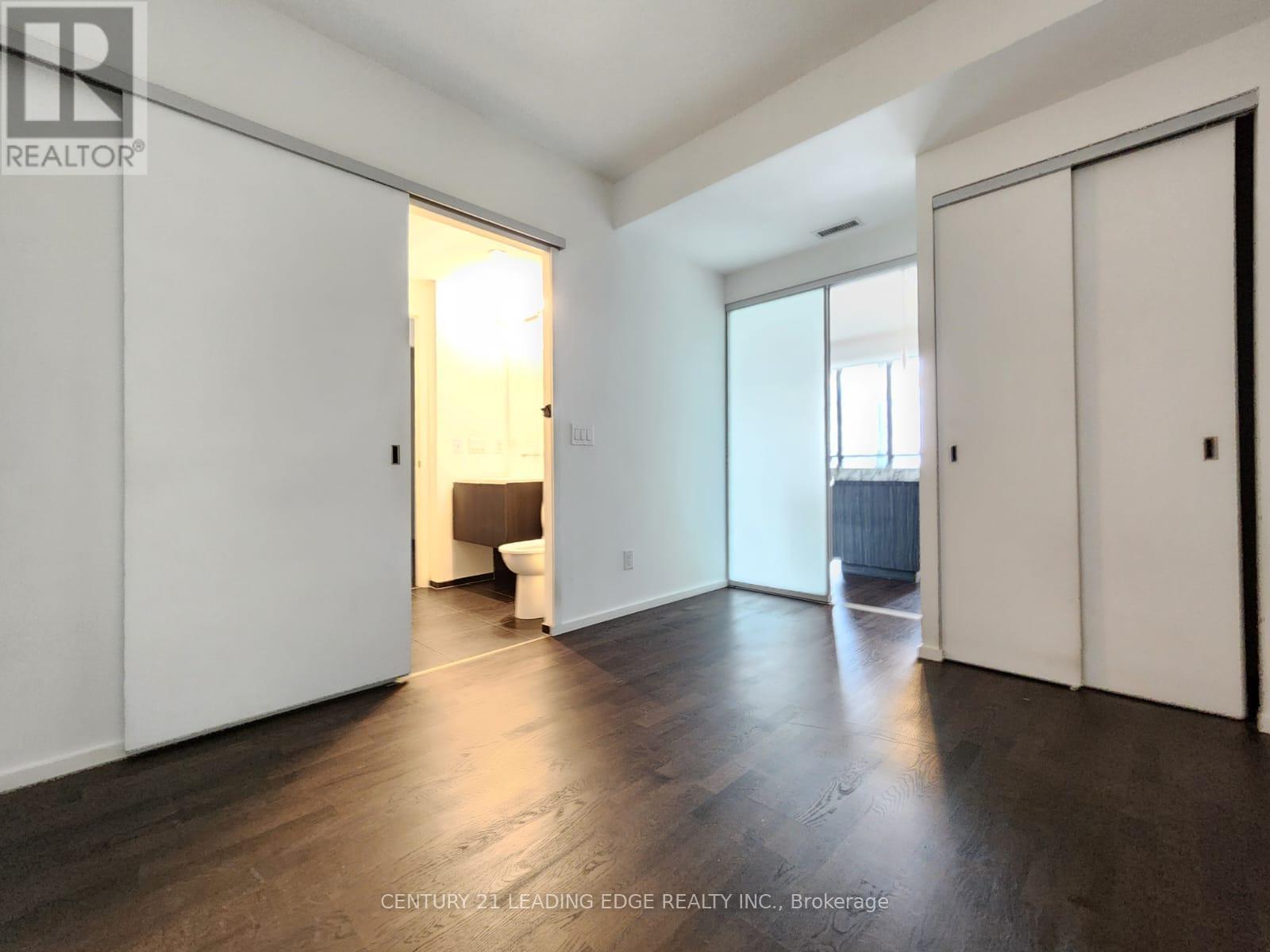 1608 - 101 Charles Street E, Toronto, Ontario  M4Y 0A9 - Photo 7 - C12449976