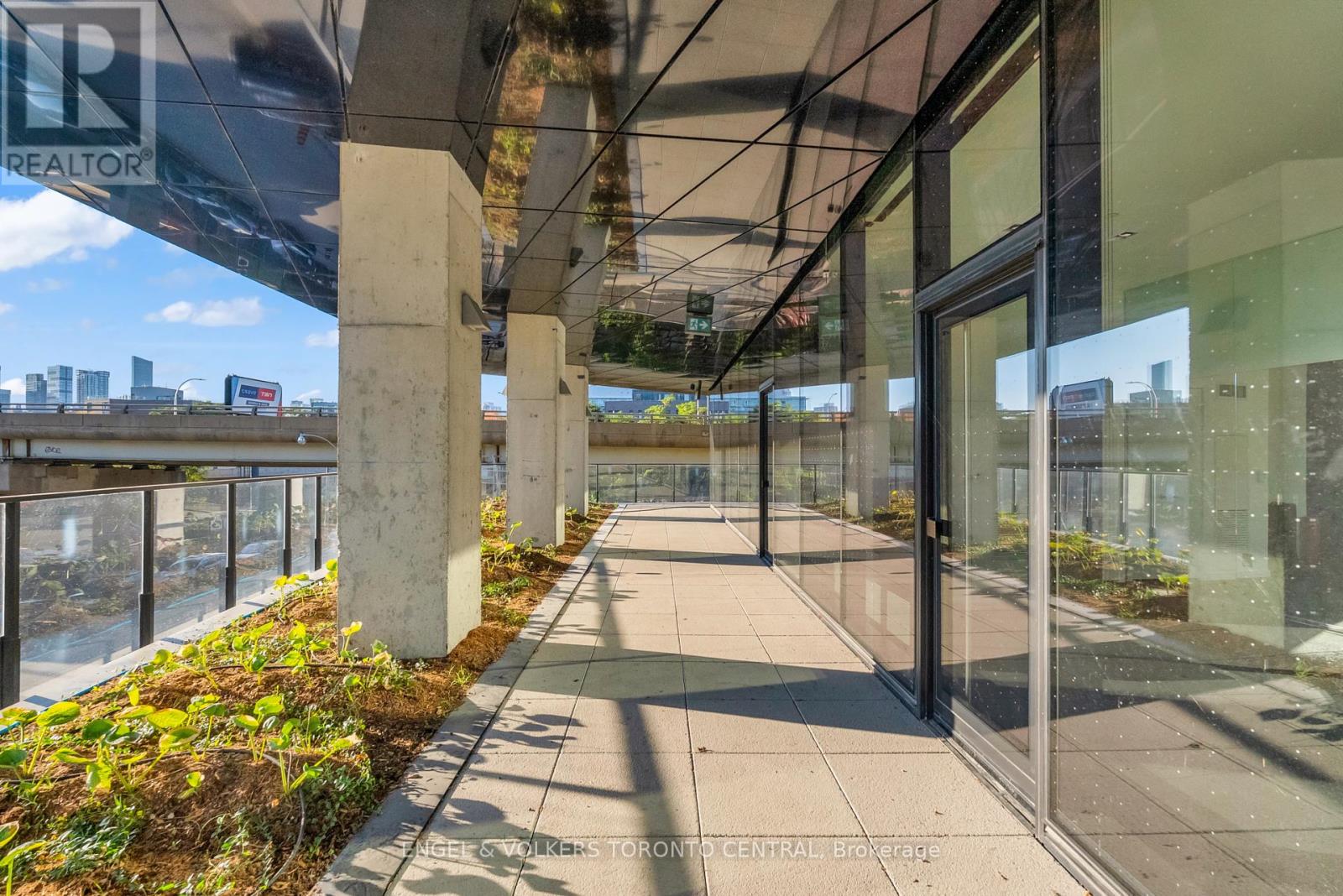 310 - 21 Lawren Harris Square, Toronto, Ontario  M5A 0T4 - Photo 17 - C12450006