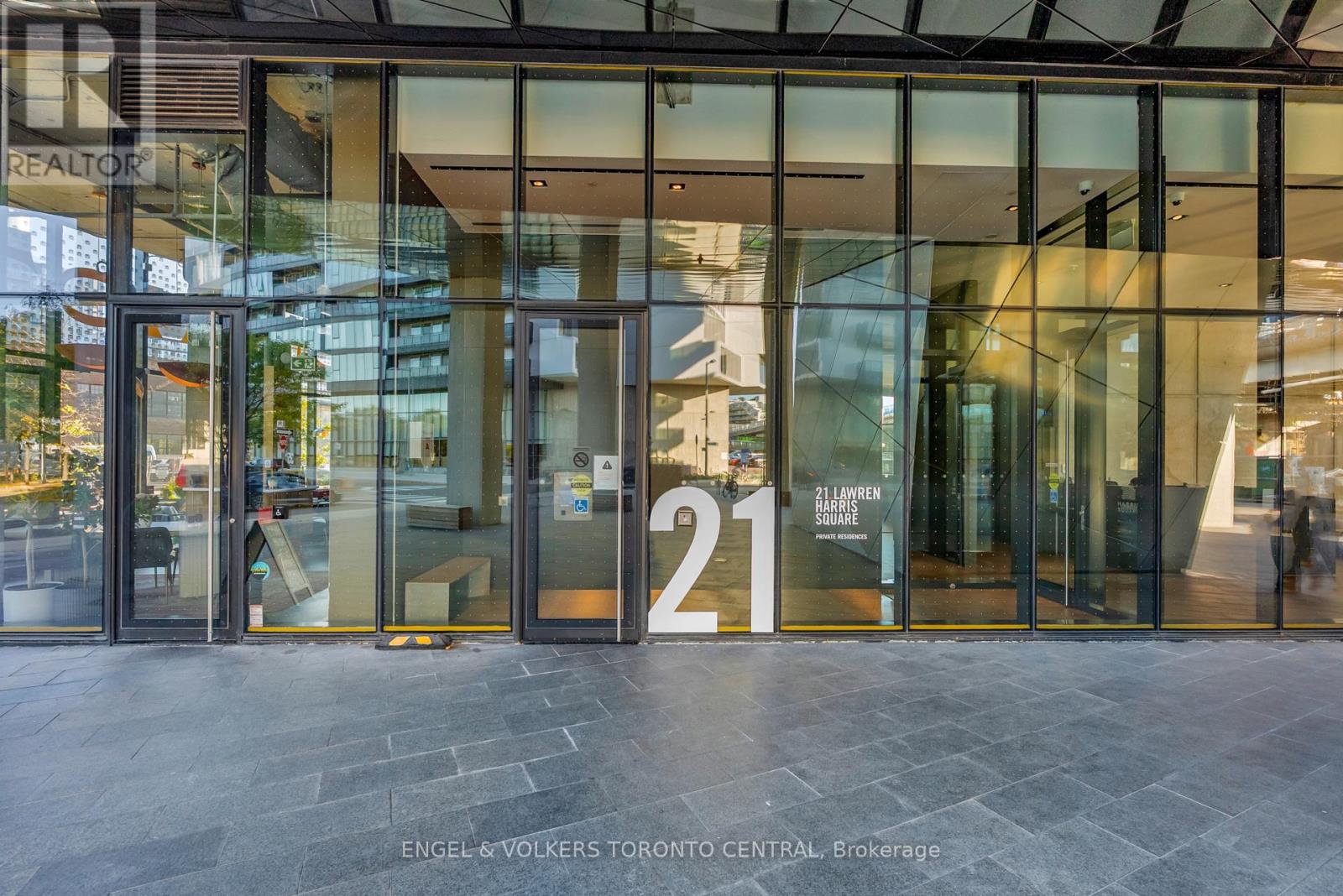 310 - 21 Lawren Harris Square, Toronto, Ontario  M5A 0T4 - Photo 2 - C12450006