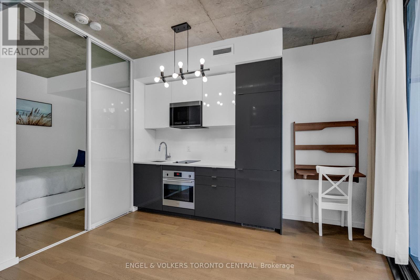310 - 21 Lawren Harris Square, Toronto, Ontario  M5A 0T4 - Photo 6 - C12450006