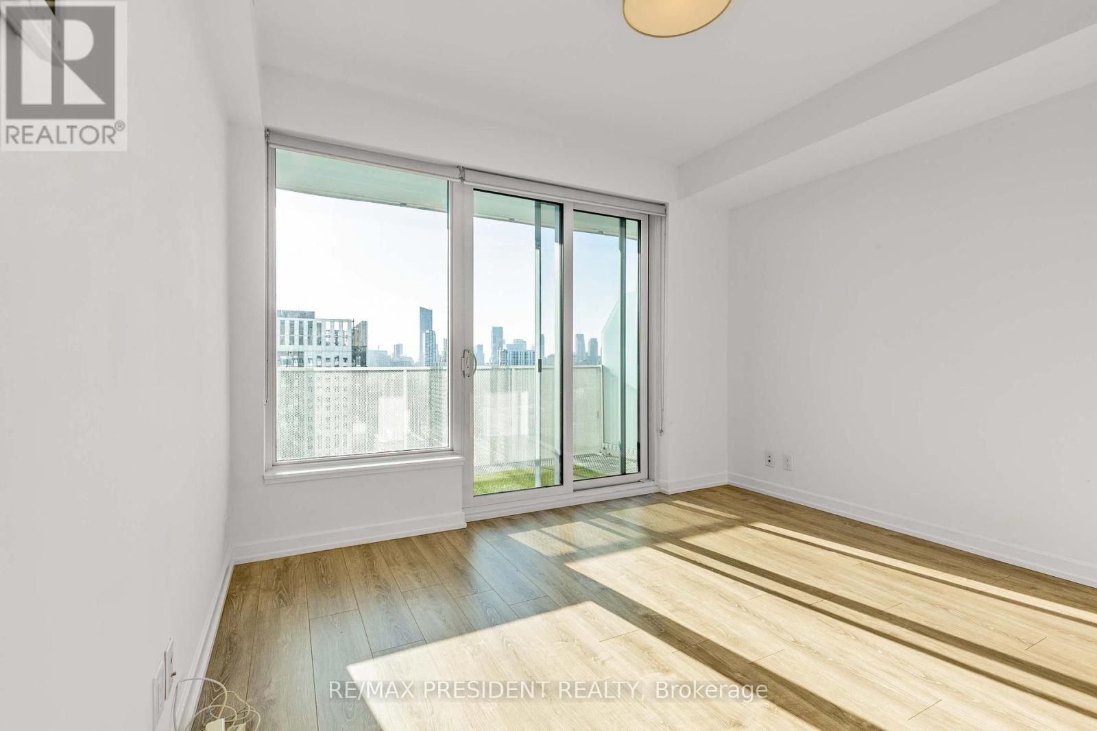 2401 - 20 Tubman Avenue, Toronto, Ontario  M5A 0M8 - Photo 11 - C12450022