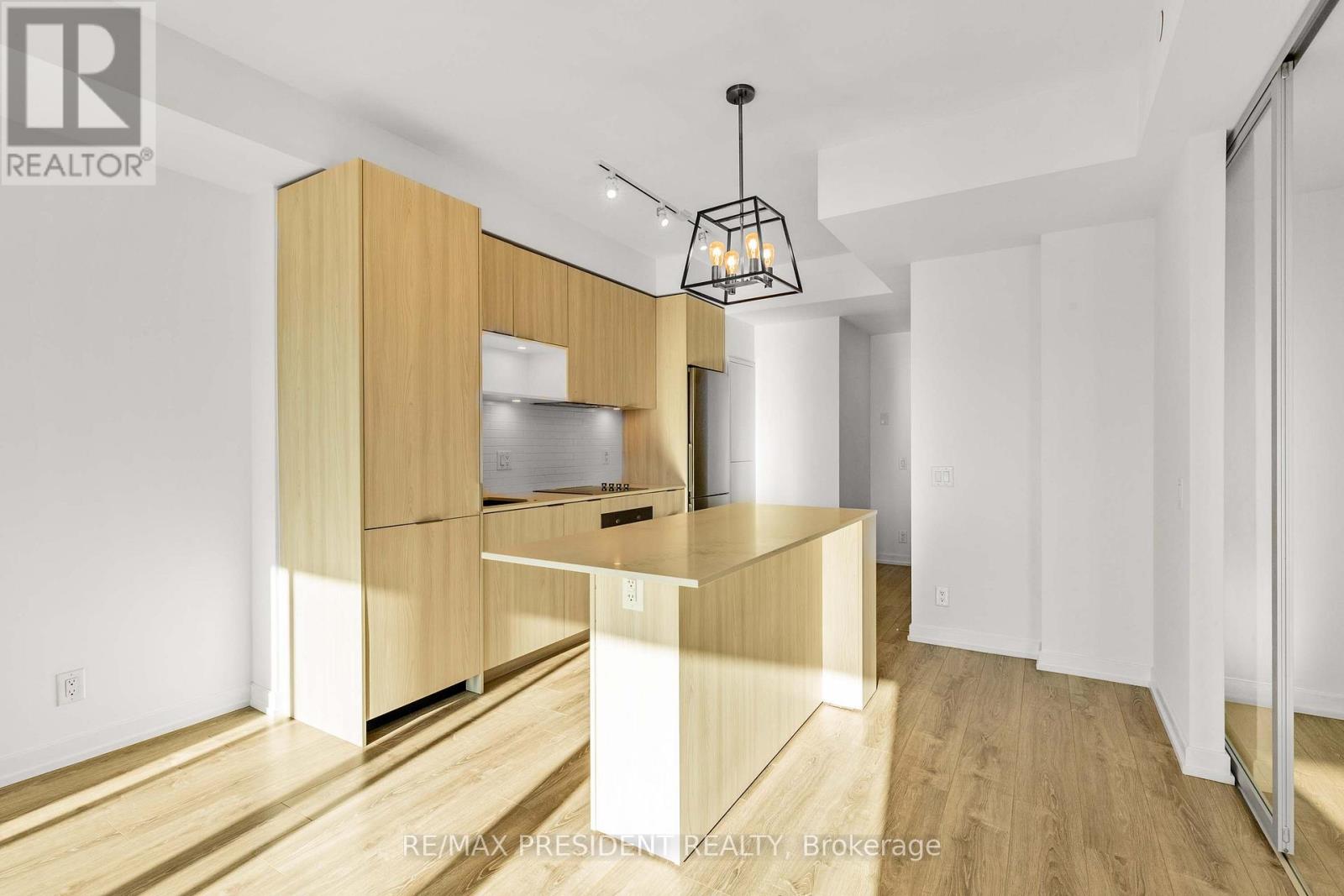 2401 - 20 Tubman Avenue, Toronto, Ontario  M5A 0M8 - Photo 12 - C12450022