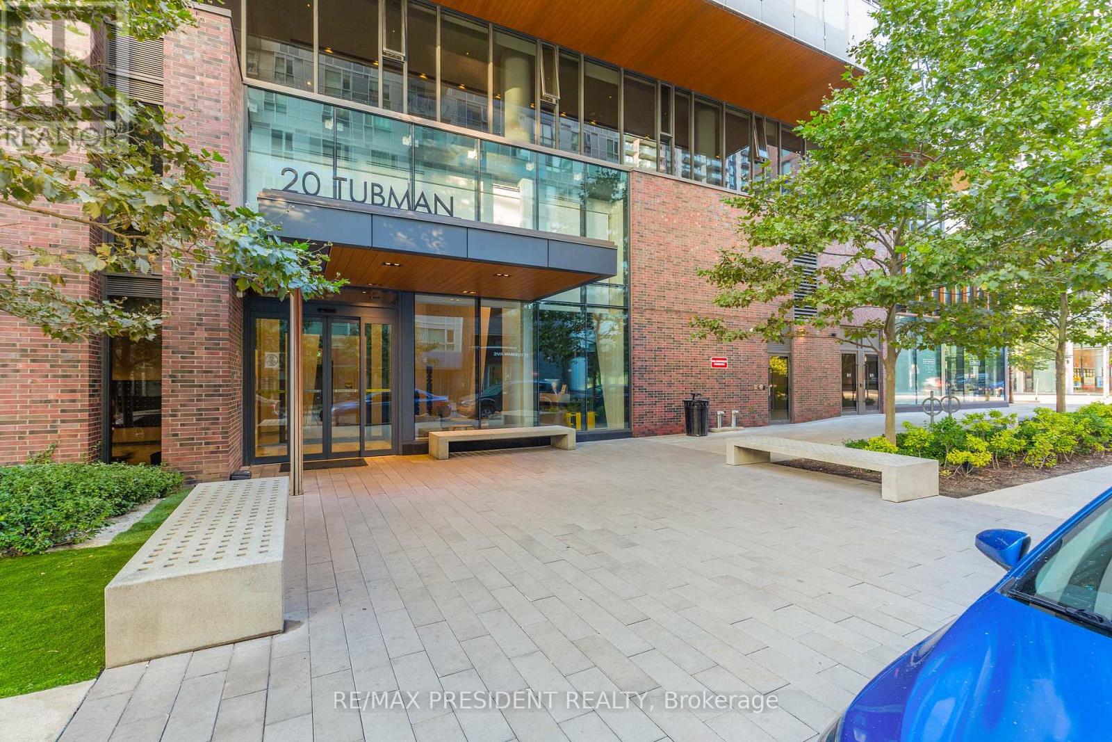 2401 - 20 Tubman Avenue, Toronto, Ontario  M5A 0M8 - Photo 2 - C12450022