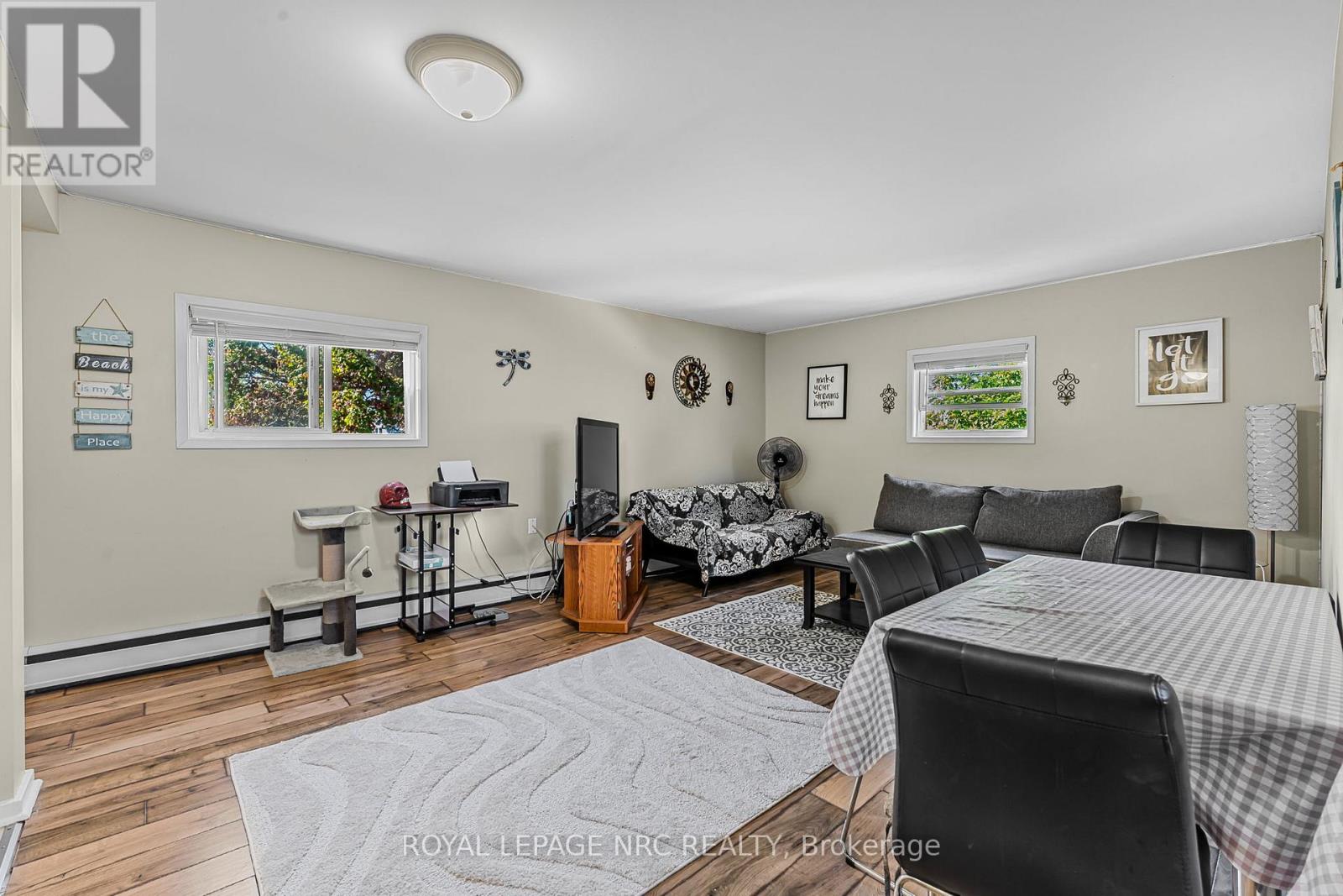 204 Gilmore Road, Fort Erie, Ontario  L2A 2M3 - Photo 13 - X12450049