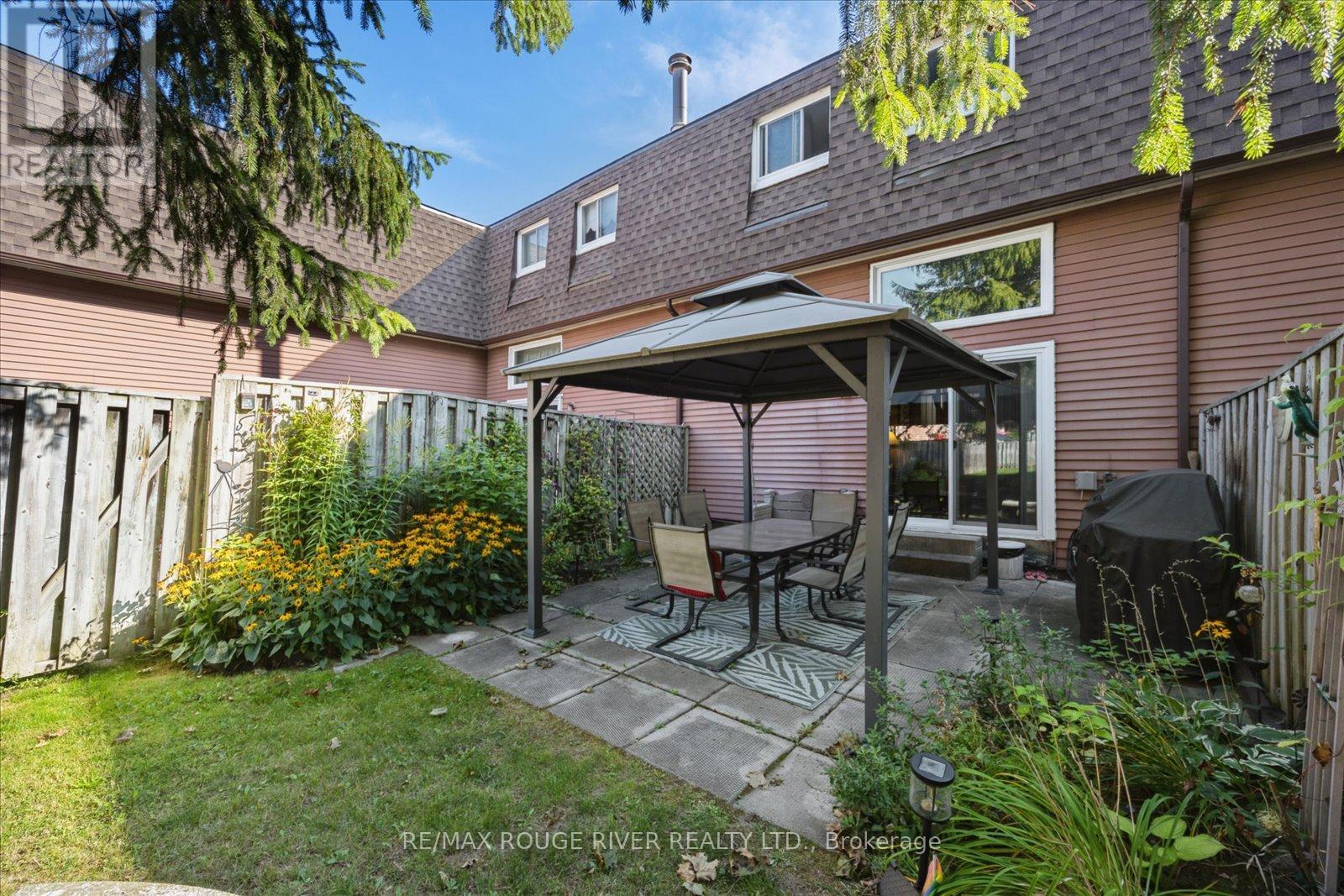 50 - 222 Pearson Street, Oshawa, Ontario  L1G 7C6 - Photo 2 - E12449883