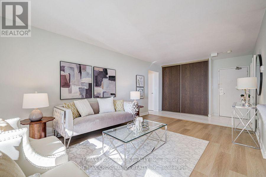 1202 - 5 Massey Square, Toronto, Ontario  M4C 5L6 - Photo 10 - E12449930