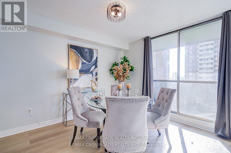 1202 - 5 Massey Square, Toronto, Ontario  M4C 5L6 - Photo 13 - E12449930