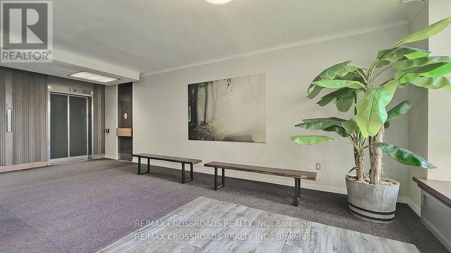 1202 - 5 Massey Square, Toronto, Ontario  M4C 5L6 - Photo 26 - E12449930