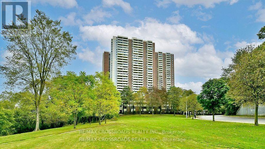 1202 - 5 Massey Square, Toronto, Ontario  M4C 5L6 - Photo 29 - E12449930