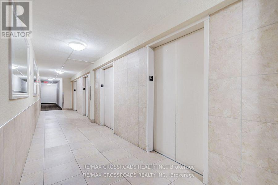 1202 - 5 Massey Square, Toronto, Ontario  M4C 5L6 - Photo 31 - E12449930