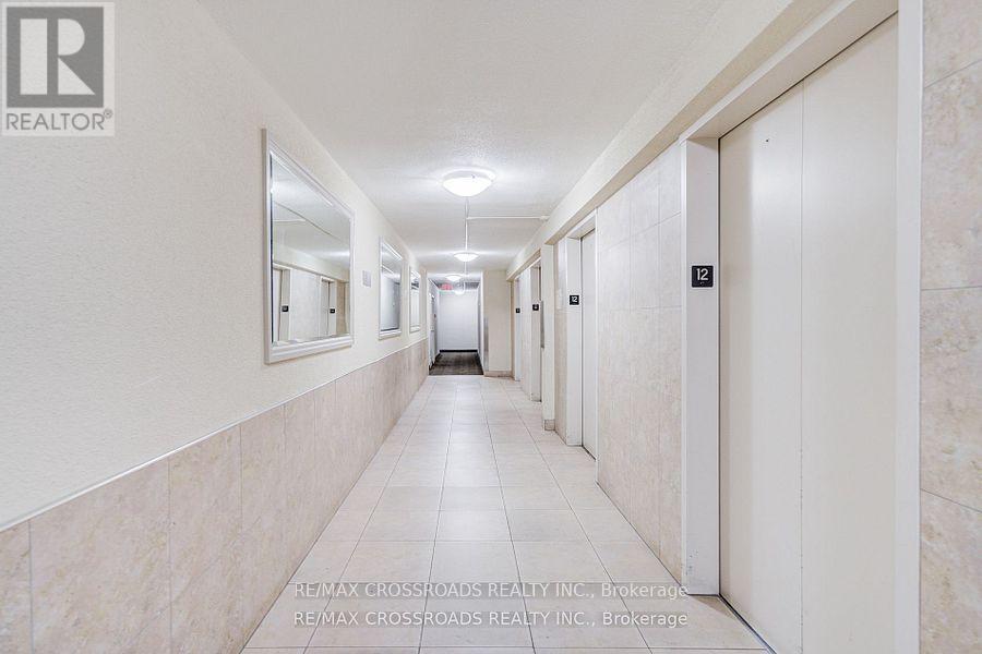 1202 - 5 Massey Square, Toronto, Ontario  M4C 5L6 - Photo 32 - E12449930