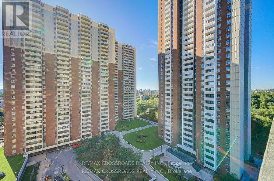 1202 - 5 Massey Square, Toronto, Ontario  M4C 5L6 - Photo 42 - E12449930