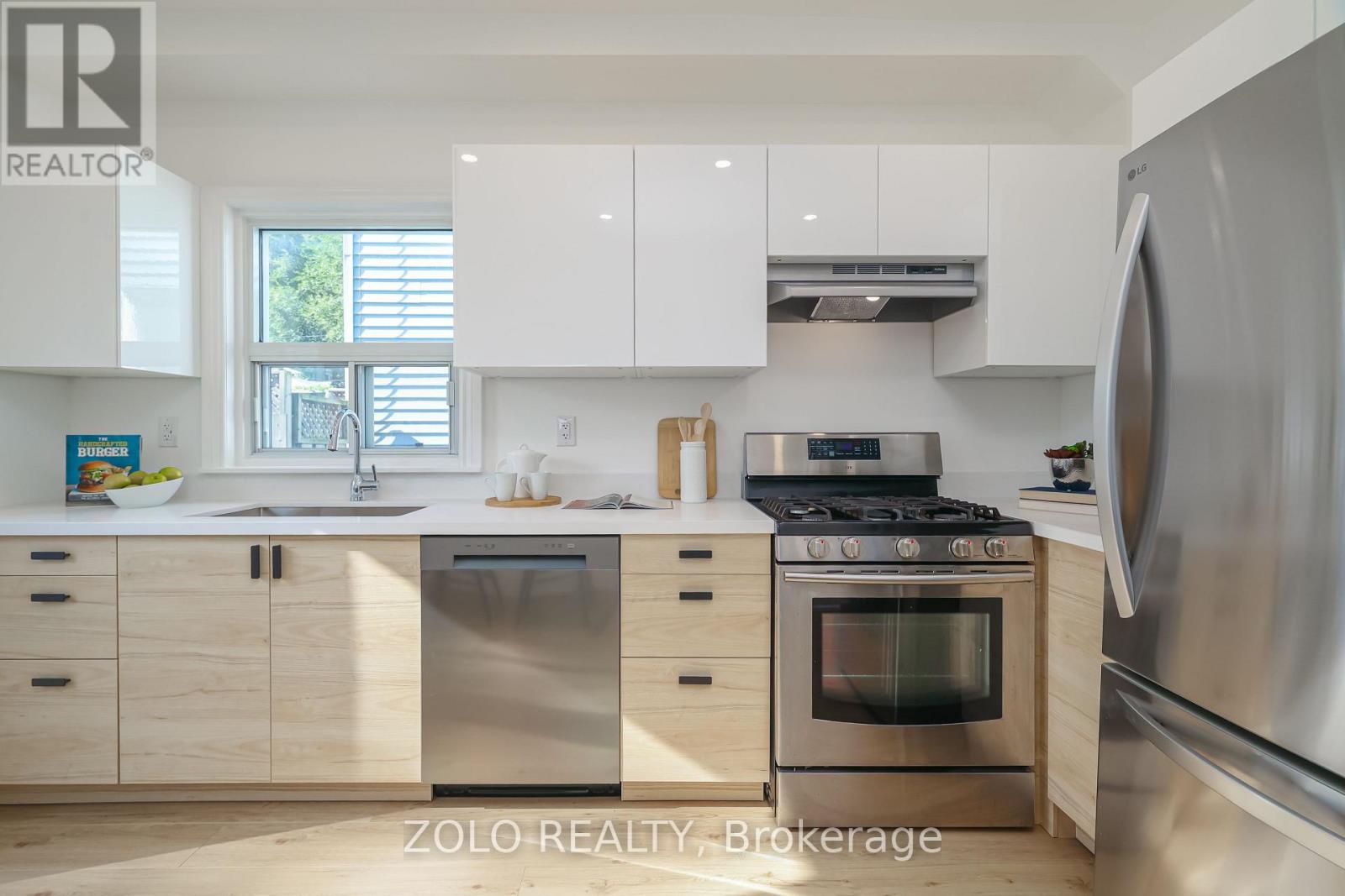 24 Poucher Street, Toronto, Ontario  M4J 2Y9 - Photo 11 - E12449949