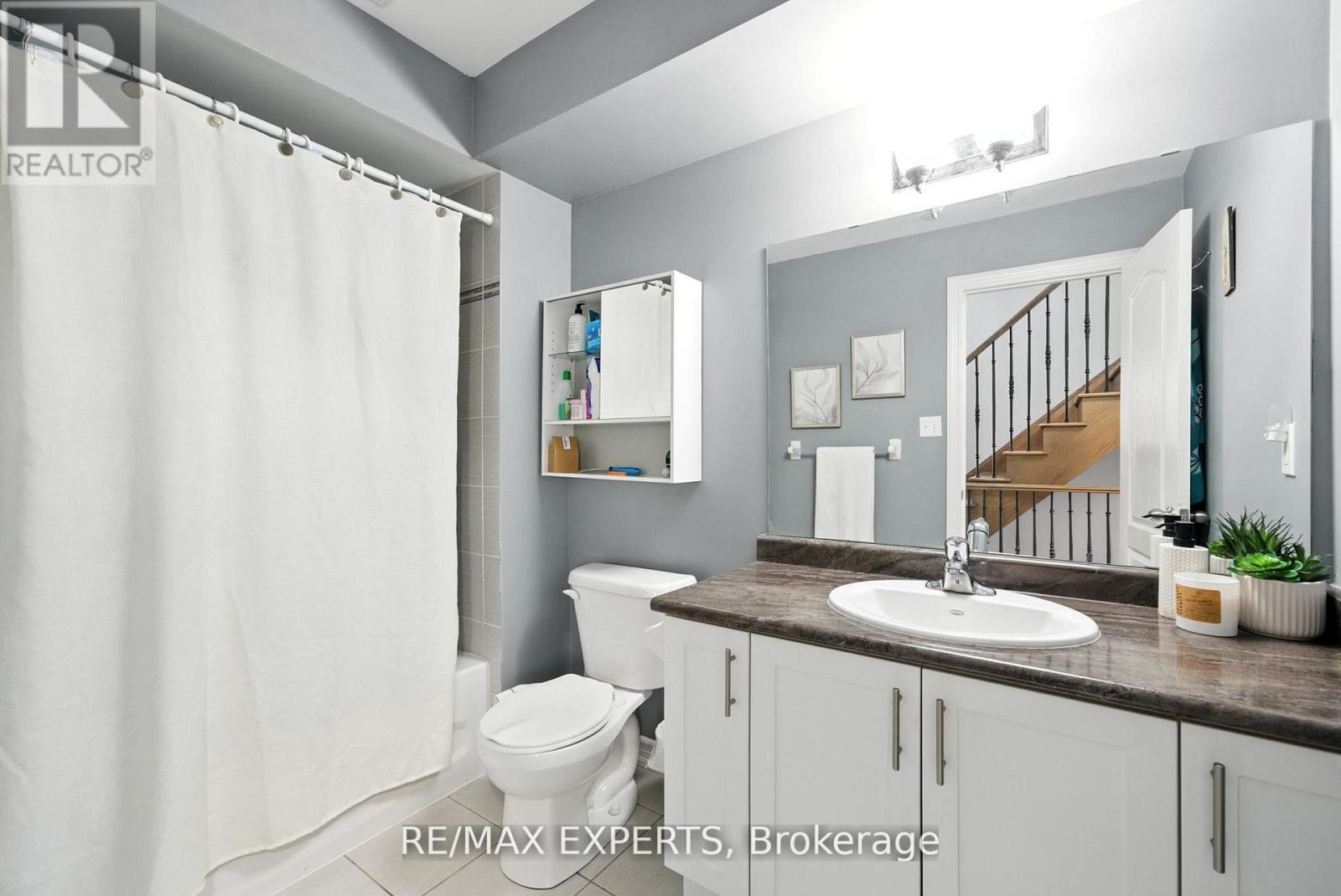 32 Aquatic Ballet Path, Oshawa, Ontario  L1L 0K6 - Photo 20 - E12449959