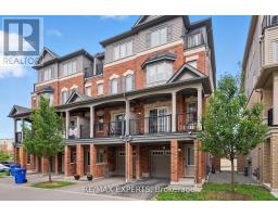 32 AQUATIC BALLET PATH, Oshawa, Ontario