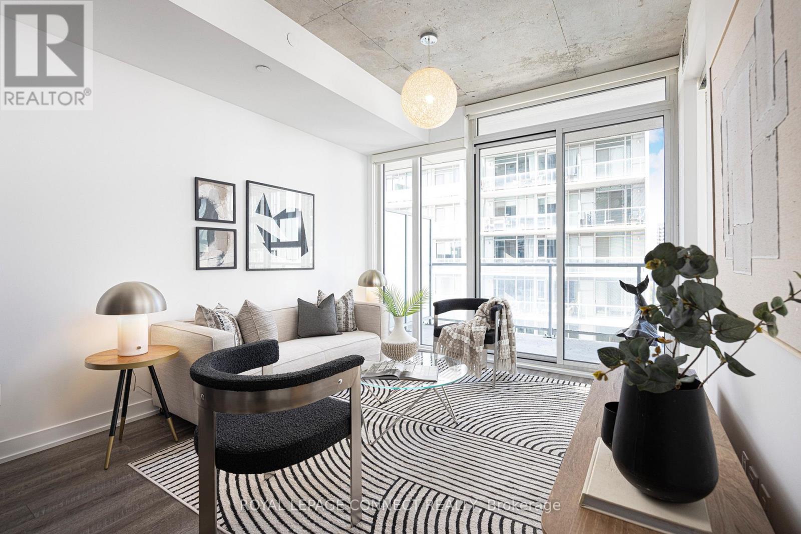 710 - 25 Baseball Place, Toronto, Ontario  M4M 0E7 - Photo 2 - E12450029