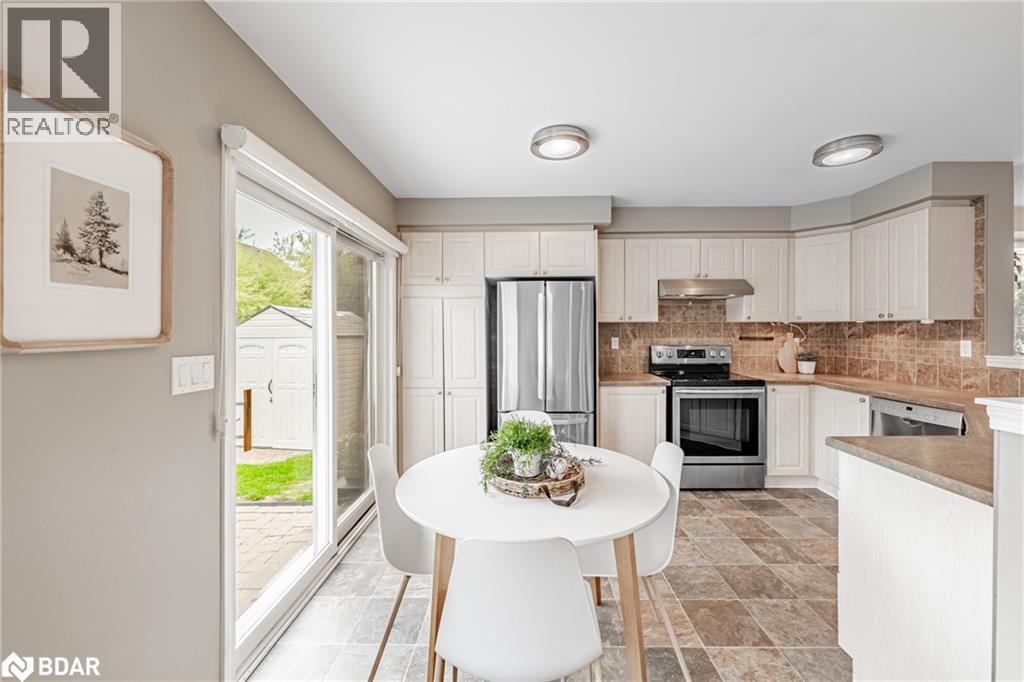 402 Baverstock Crescent, Milton, Ontario  L9T 5L1 - Photo 10 - 40776671