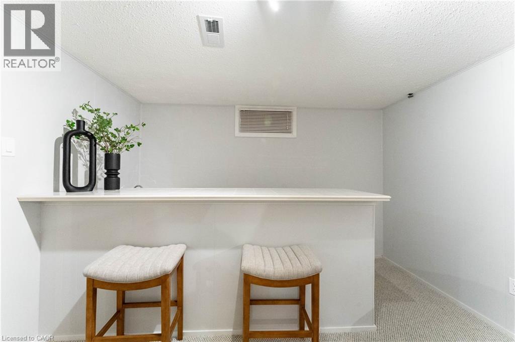 2252 Upper Middle Road Unit# 6, Burlington, Ontario  L7P 2Z9 - Photo 37 - 40777248
