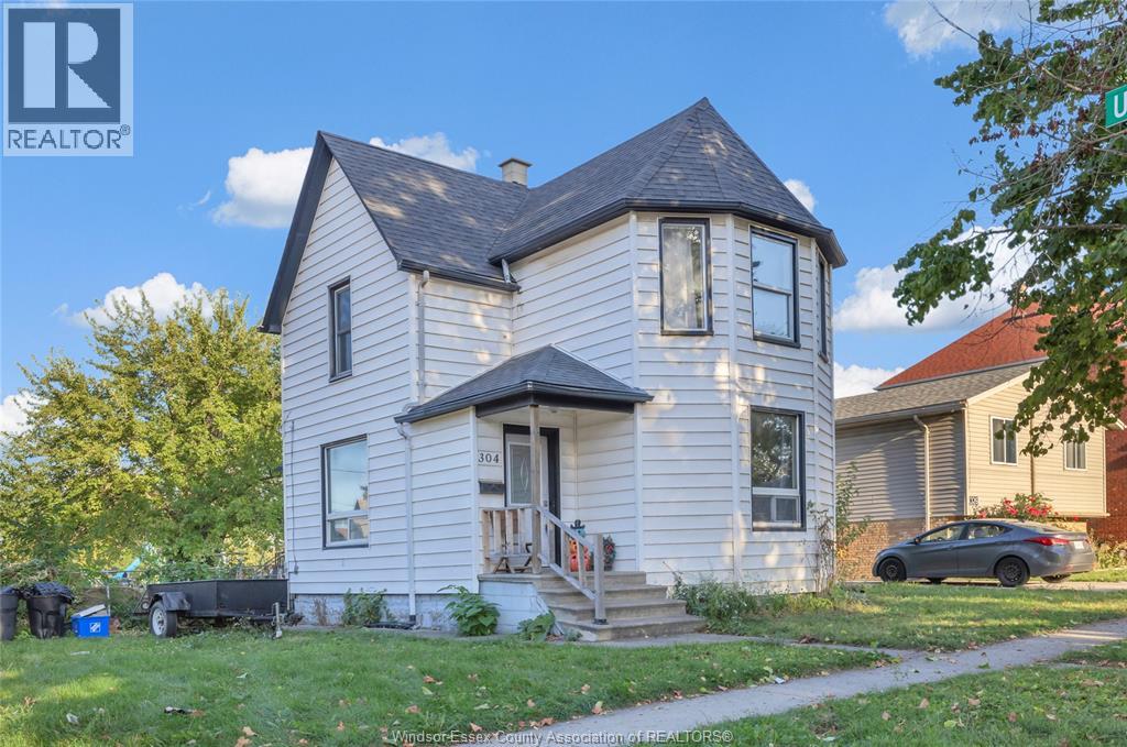 MLS# 25025569: 304 LANGLOIS AVENUE, Windsor, Canada
