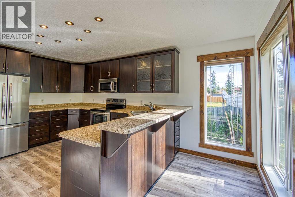 10602 100 Ave, Hythe, Alberta  T0H 2C0 - Photo 12 - A2261316