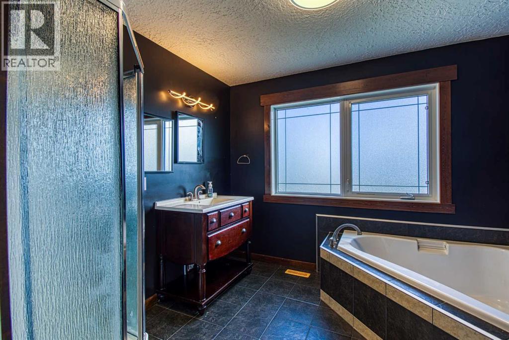 10602 100 Ave, Hythe, Alberta  T0H 2C0 - Photo 21 - A2261316