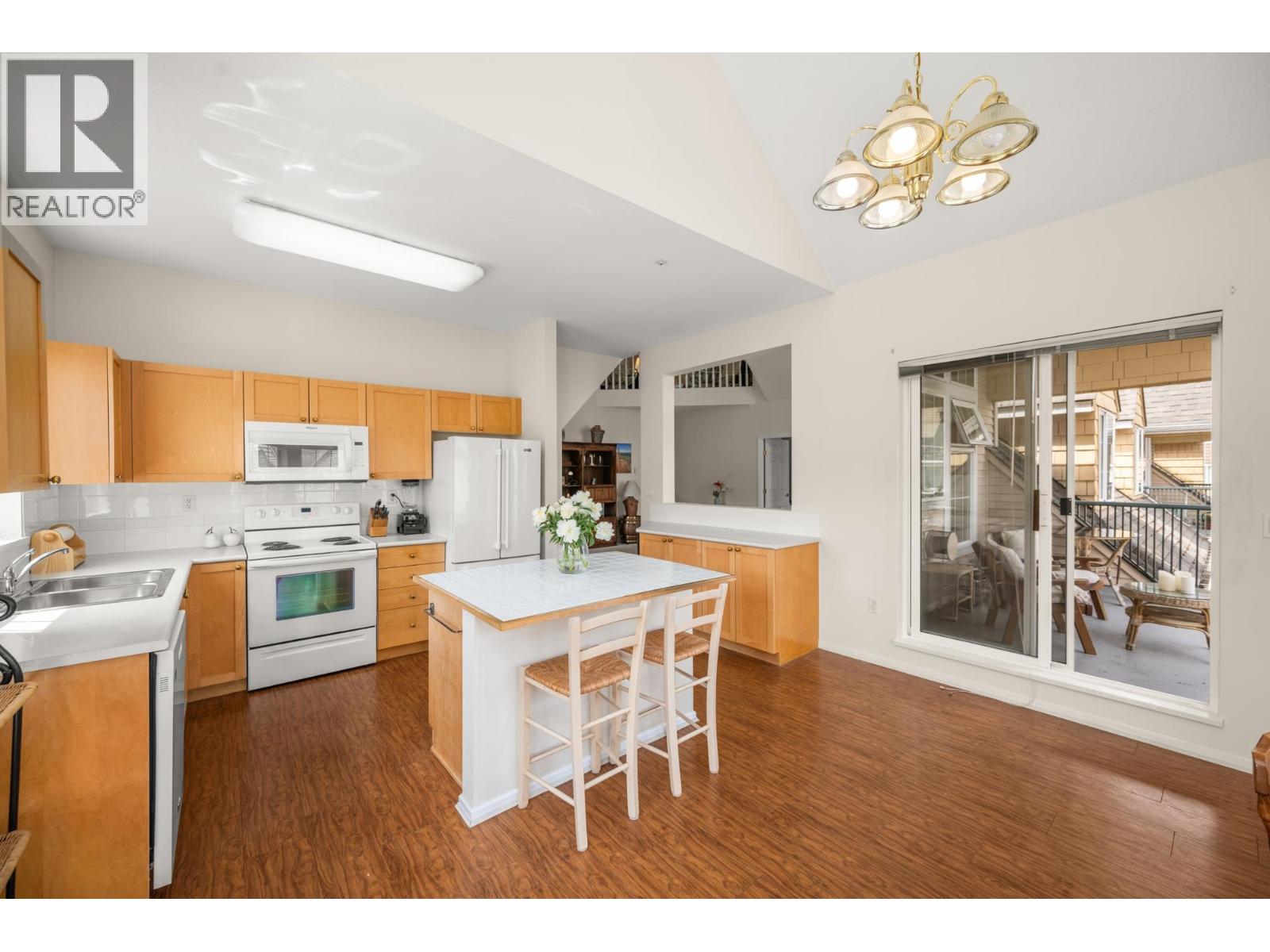 301 5555 13a Avenue, Tsawwassen, British Columbia  V4M 2E7 - Photo 11 - R3056163