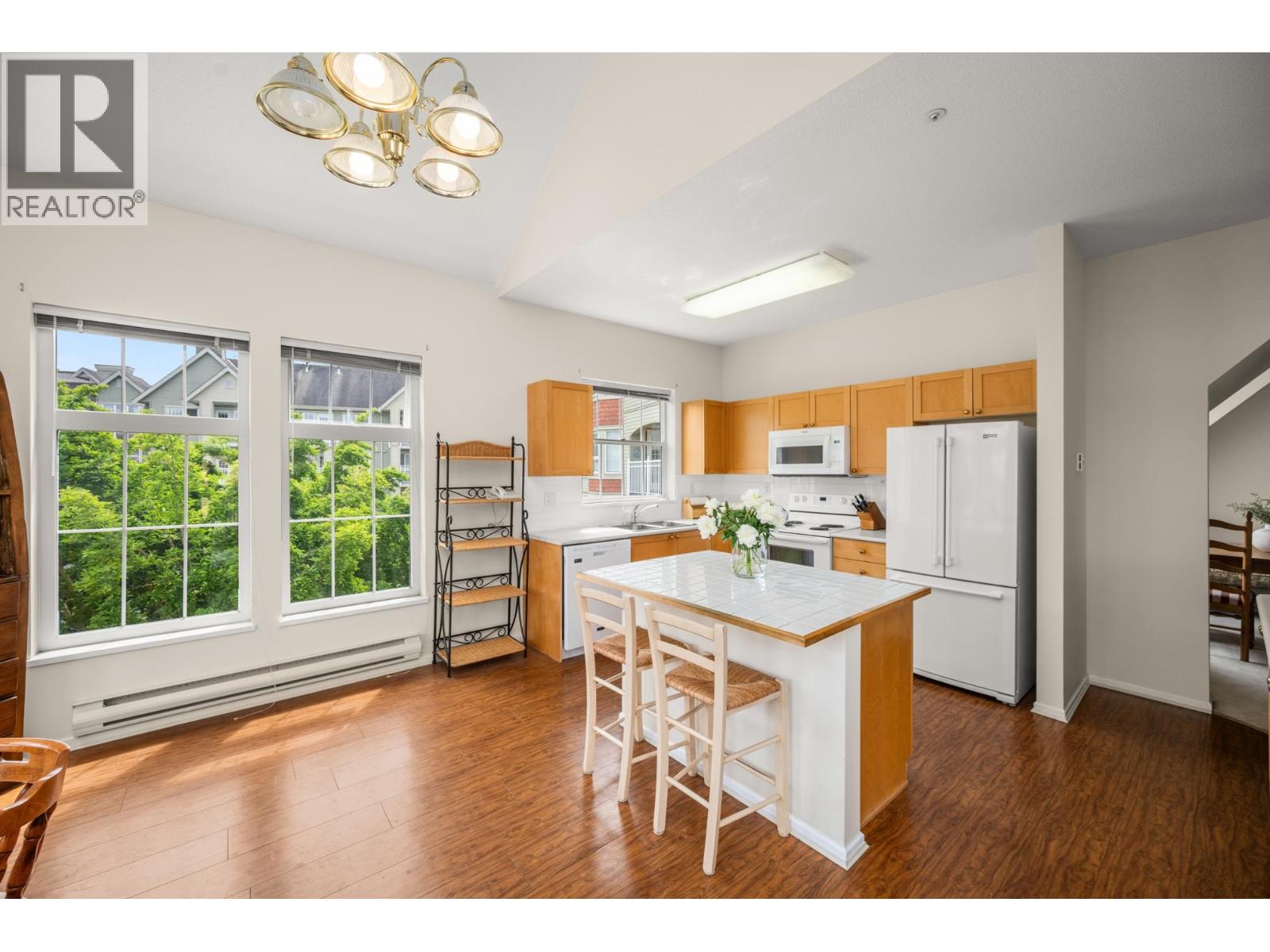 301 5555 13a Avenue, Tsawwassen, British Columbia  V4M 2E7 - Photo 9 - R3056163