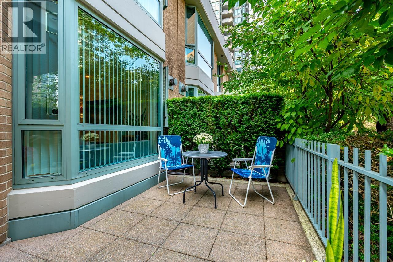 Th1 1889 Rosser Avenue, Burnaby, British Columbia  V5C 6R4 - Photo 24 - R3056188
