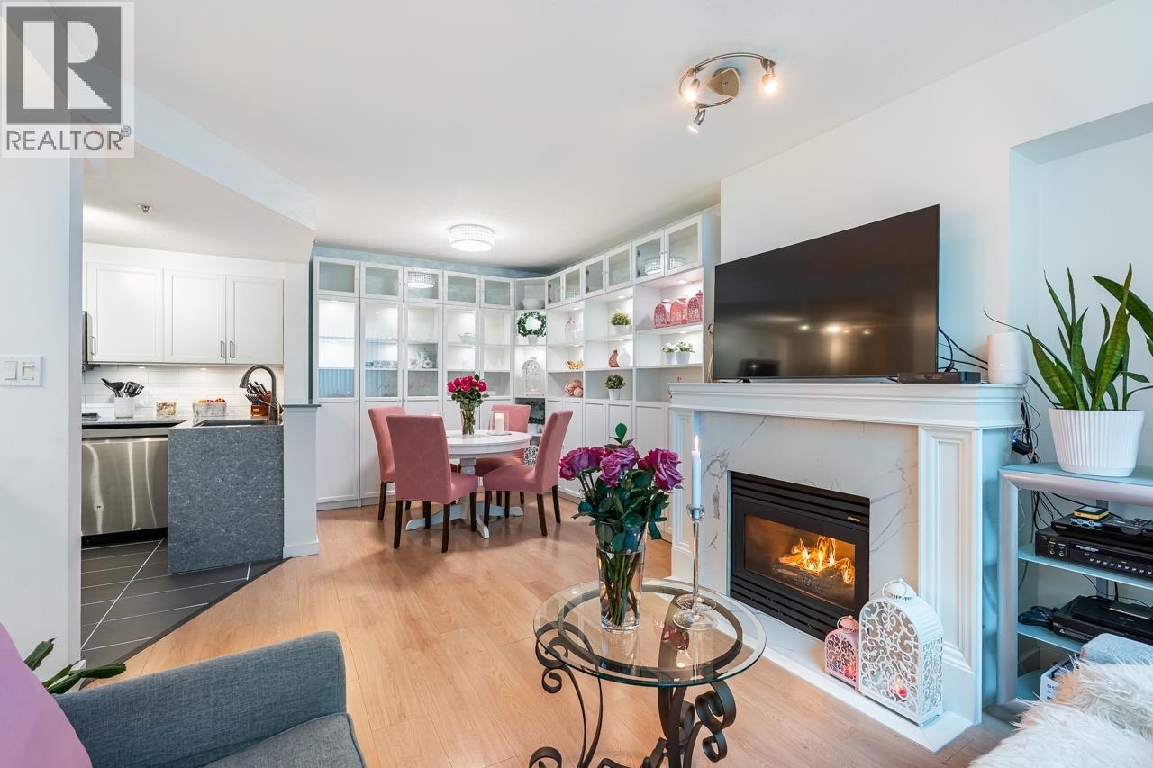 Th1 1889 Rosser Avenue, Burnaby, British Columbia  V5C 6R4 - Photo 7 - R3056188